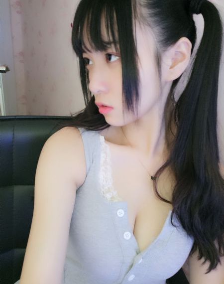 情欲模特在线观看
