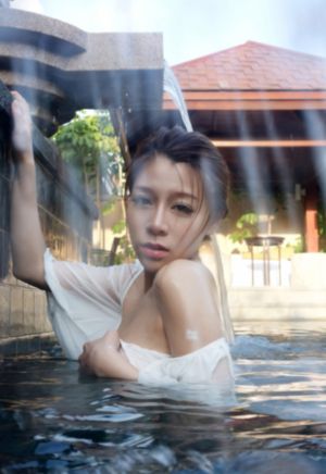 丰满艳妇岳的引诱hd电影